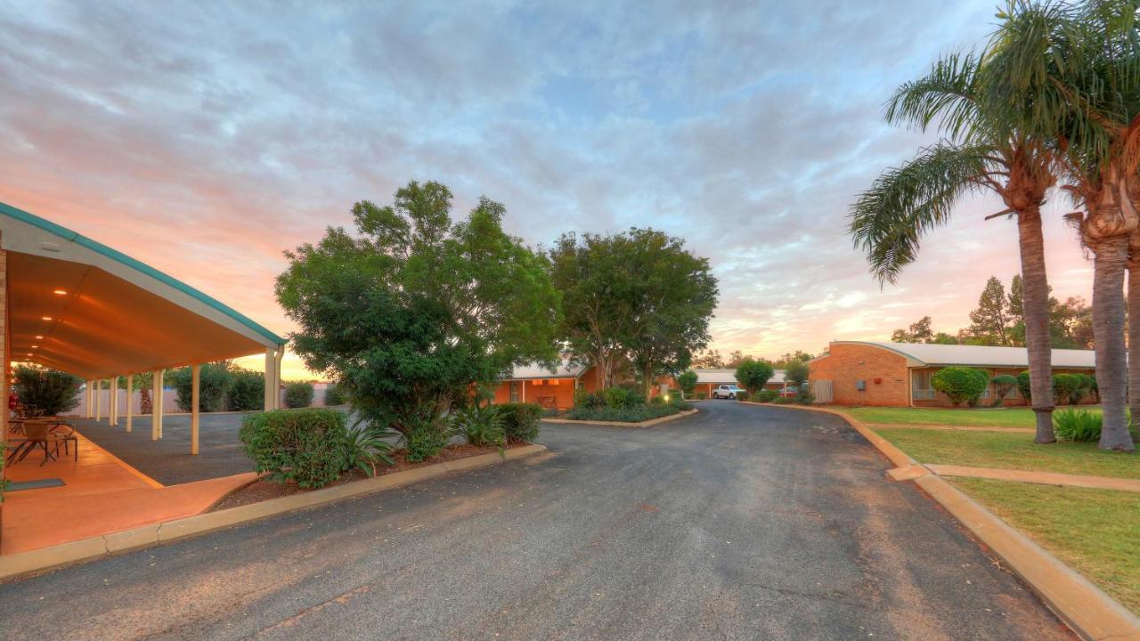 Mulga Country Motor Inn Charleville Bagian luar foto