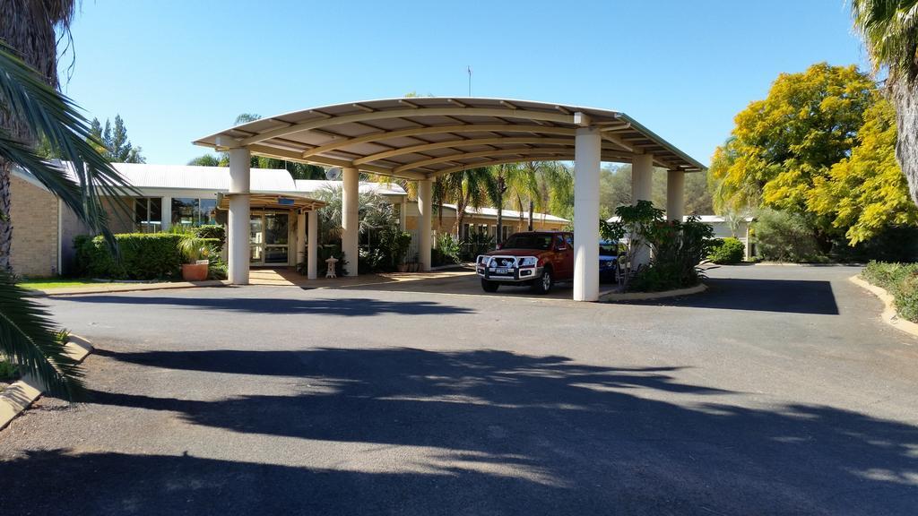 Mulga Country Motor Inn Charleville Bagian luar foto