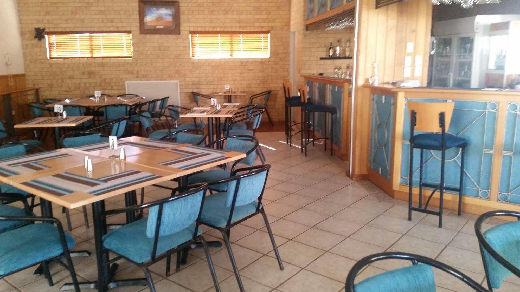 Mulga Country Motor Inn Charleville Bagian luar foto